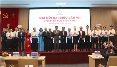 Chủ tịch HĐTV EVN Dương Quang Thành được bầu giữ chức Chủ tịch Hội Điện lực Việt Nam khóa VII, nhiệm kỳ 2022-2026