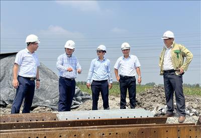 Nỗ lực đẩy nhanh tiến độ các Dự án lưới điện giải tỏa công suất Nhà máy điện Nhơn Trạch 3 và Nhơn Trạch 4
