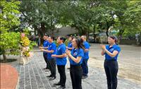 Đoàn Thanh niên NPTPMB dâng hương tưởng niệm tại Tượng đài Anh hùng Liệt sỹ Võ Thị Sáu, Hà Nội