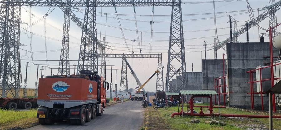 EVNNPT và NPTPMB dồn lực, quyết tâm về đích đúng tiến độ Dự án Lắp máy 2 Trạm biến áp 500kV Tây Hà Nội