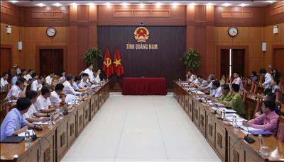 Bàn giải pháp tháo gỡ vướng mắc mặt bằng các dự án truyền tải điện tại Quảng Nam