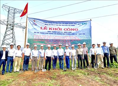 Triển khai nâng khả năng tải Đường dây 220kV Sơn La – Việt Trì